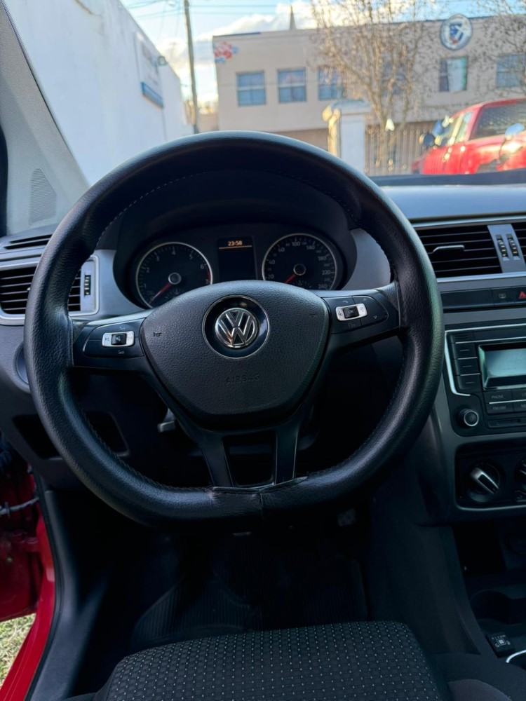 Volkswagen Surán 1.6L — foto 12